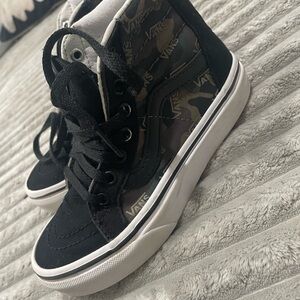 Vans Kids High-Top Sneakers - Black and Camo